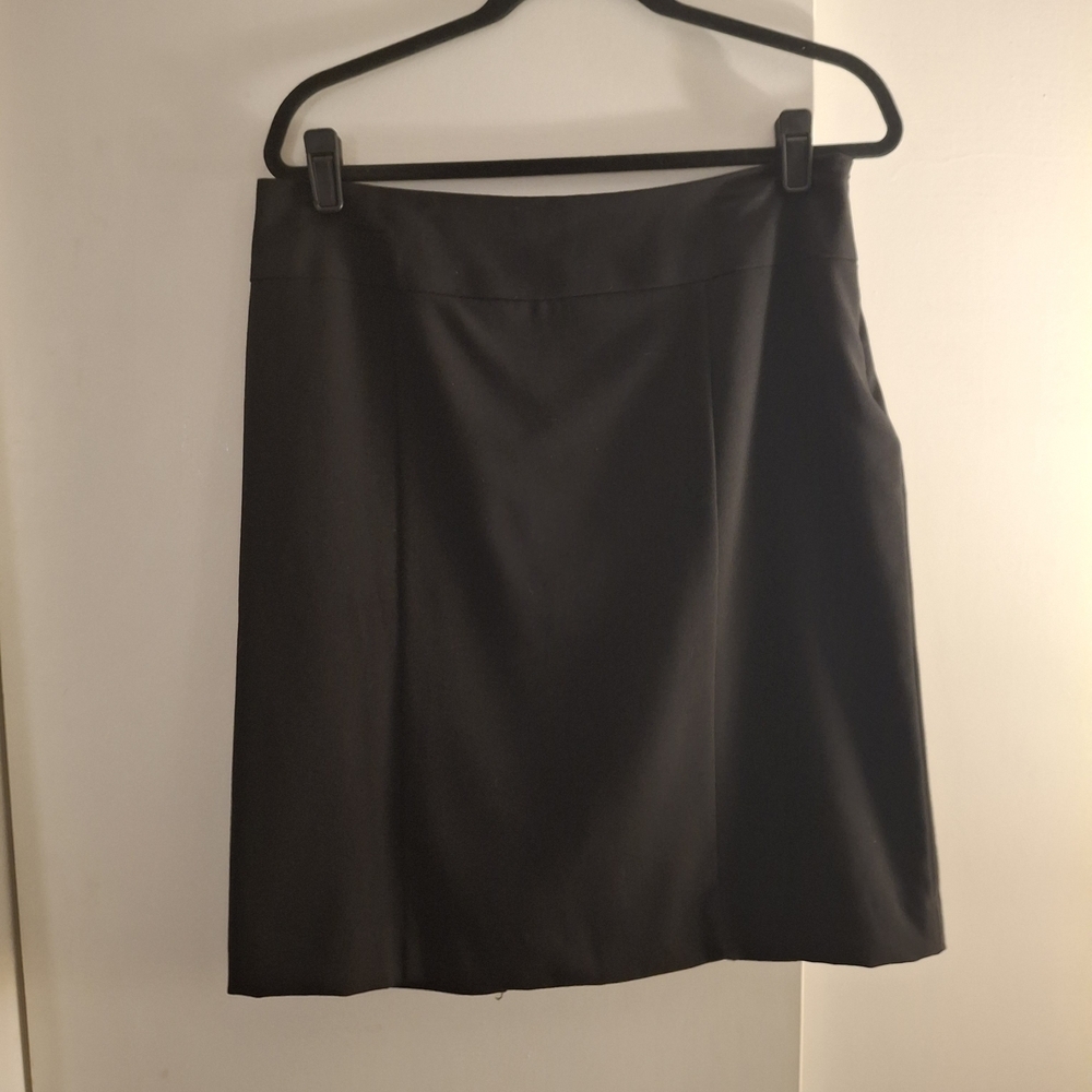 Kim Rogers Women's Classic Black A-Line Skirt